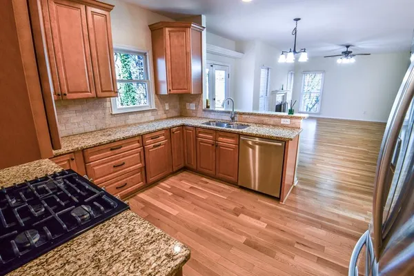 $3,900 | 1865 Oak Tree Hollow, Alpharetta, GA 30005