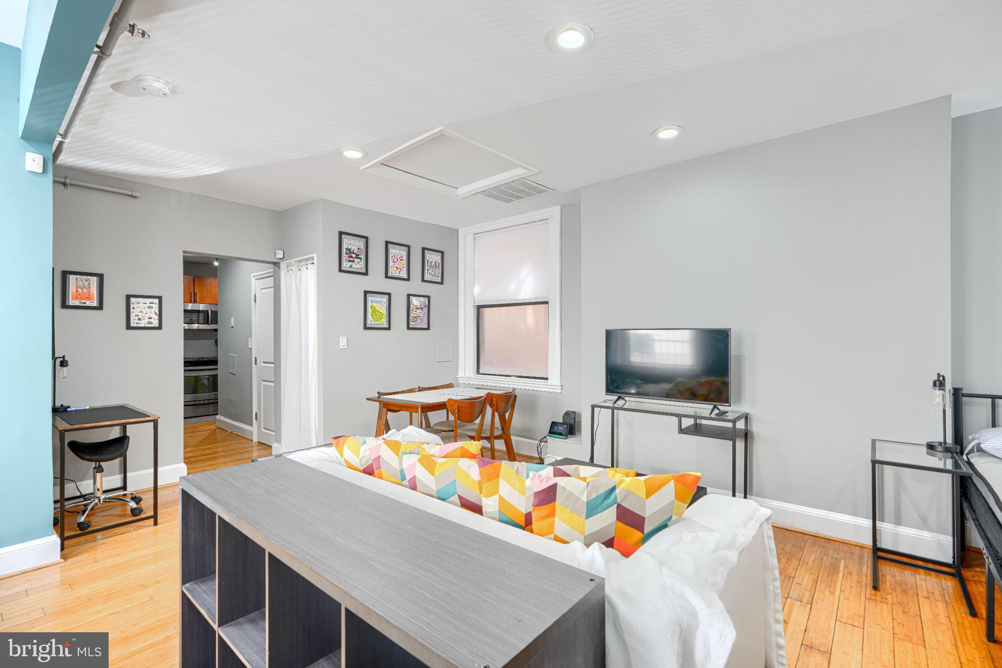 1018 North Charles Street, Unit R Baltimore, MD 21201 - Photo 4 of 17 Bright and modern urban living space.
