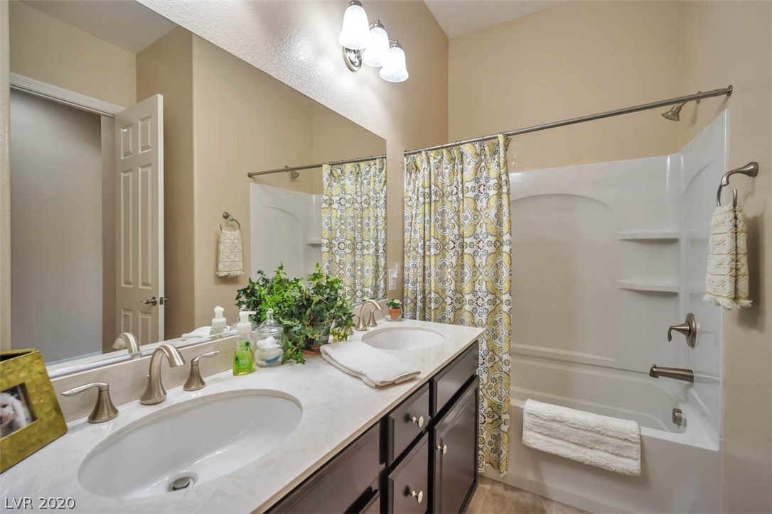 70 Hawking Ridge Way Las Vegas, NV 89183 - Photo 15 of 30 Gallery Image 15