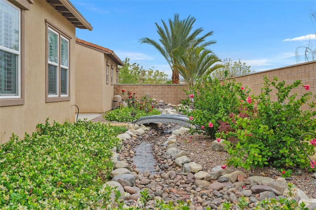 13337 Hunt Club Drive Rancho Cucamonga, CA 91739 - Photo 40 of 45 Long running water stream