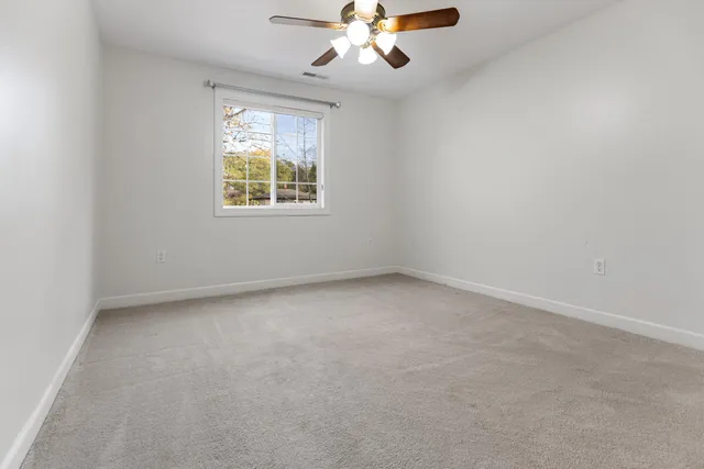 $274,900 | S77-w19599 Lakewood Drive, Muskego, WI 53150