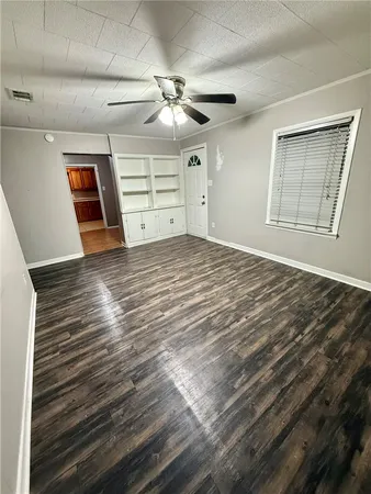 $1,300 | 405 Emmett Street, Bryan, TX 77802