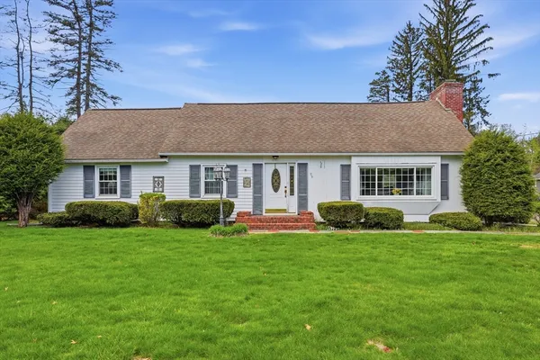 $360,000 | 96 Silver Street, Agawam, MA 01001