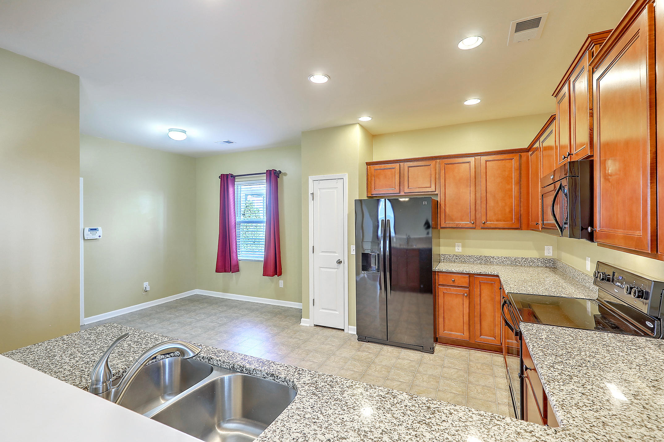 353 Iveson Road Summerville, SC 29486 - Photo 12 of 28 1R3A4394_395_396_397_398_399_400
