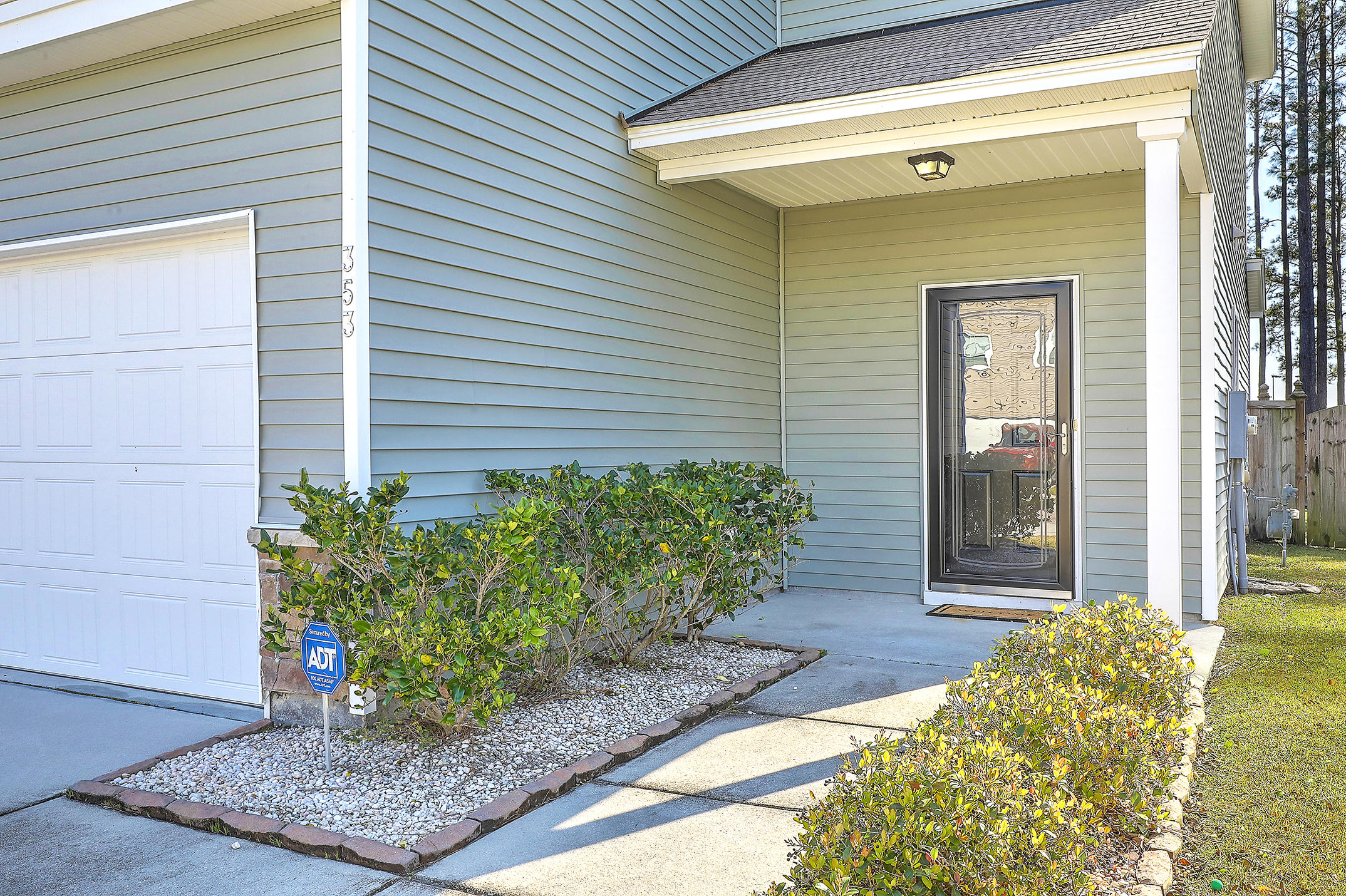 353 Iveson Road Summerville, SC 29486 - Photo 4 of 28 1R3A4338_39_40_41_42_43_44