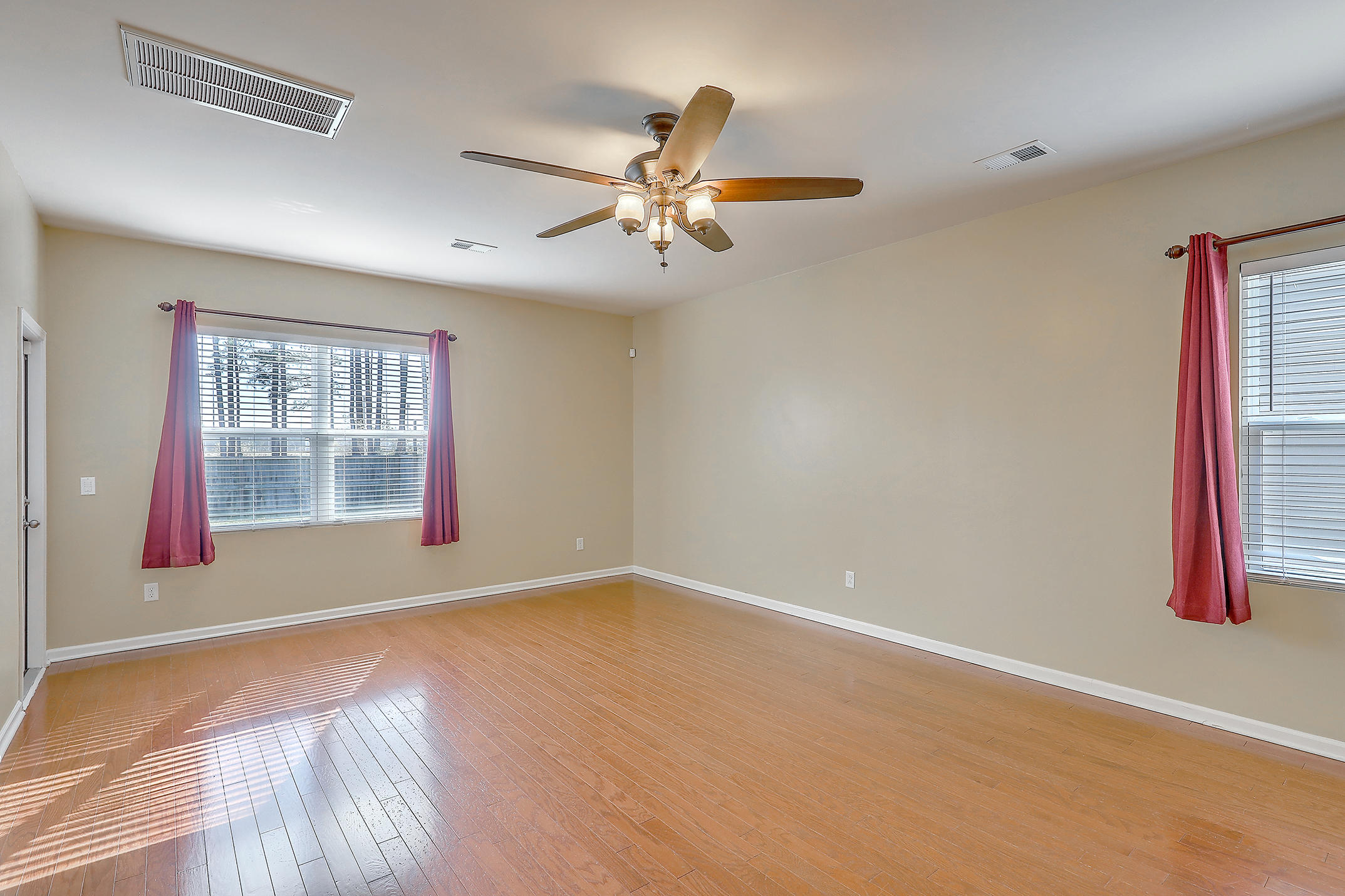 353 Iveson Road Summerville, SC 29486 - Photo 8 of 28 1R3A4366_67_68_69_70_71_72