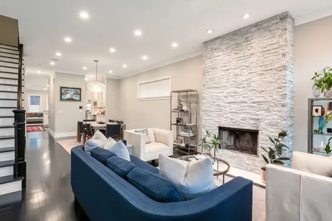 $2,000,000 | 1633 North Wolcott Avenue, Chicago, IL 60622