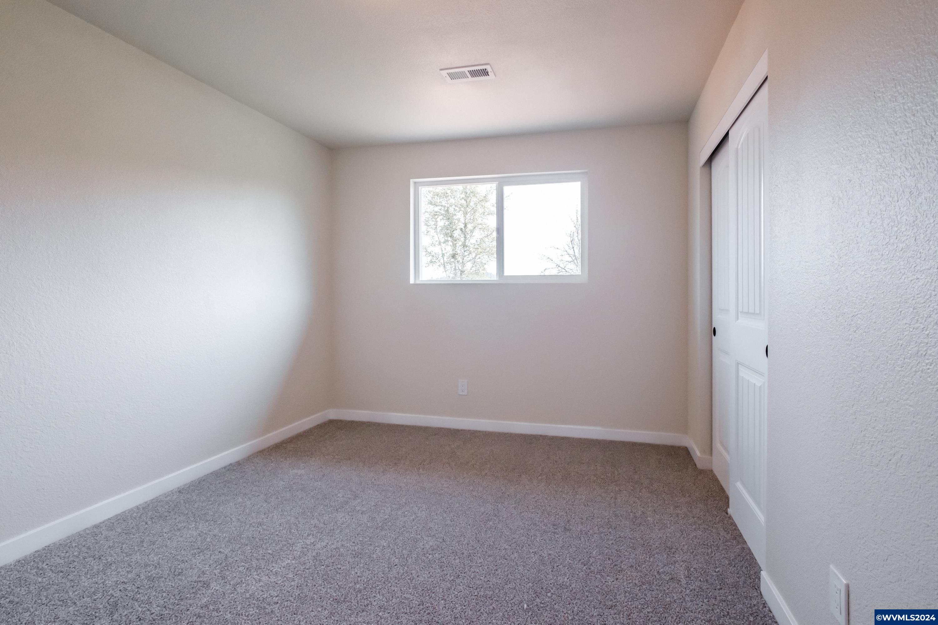 33369 Brewster Road Lebanon, OR 97355 - Photo 32 of 41