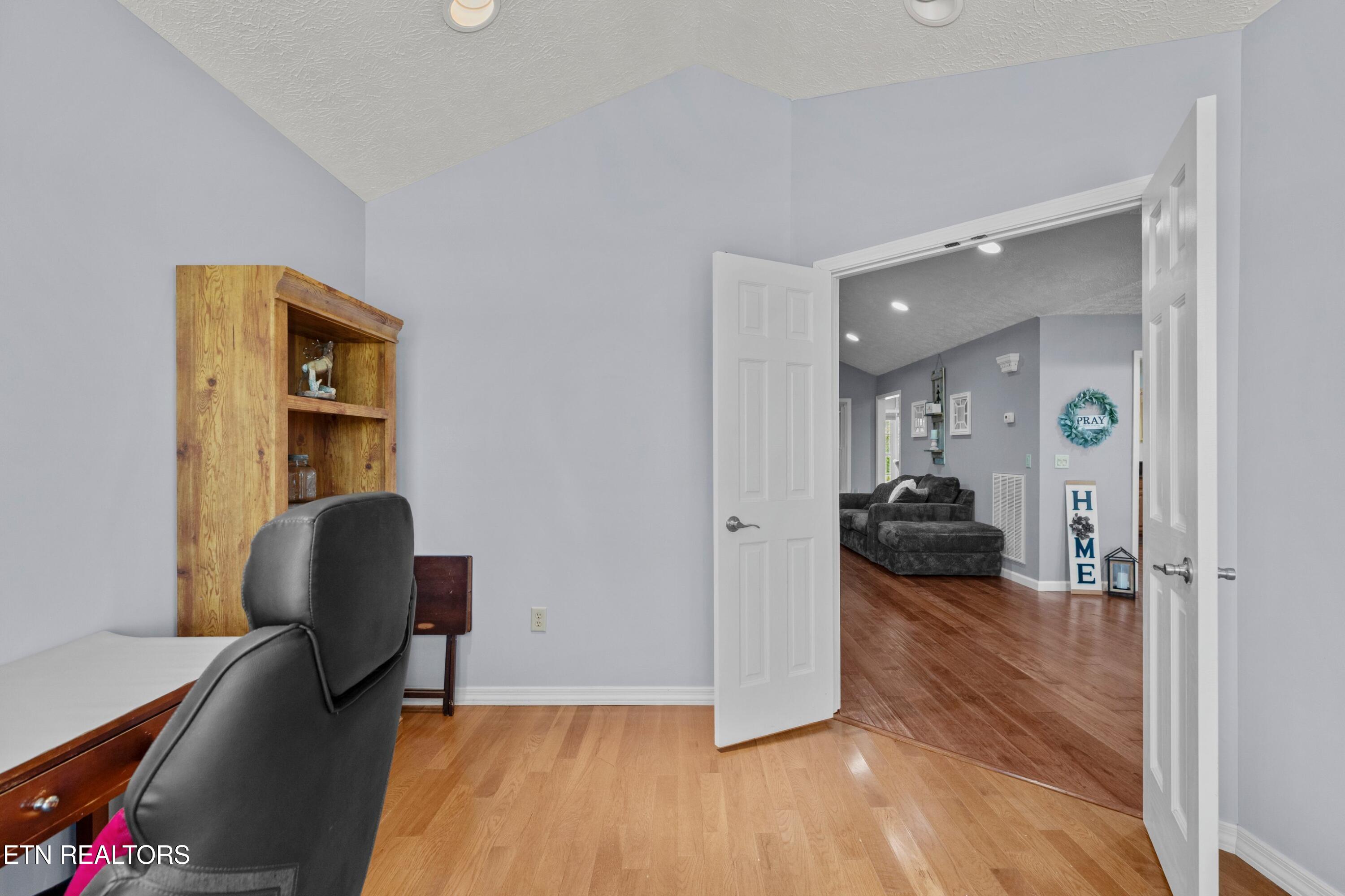 683 Privet Street Dandridge, TN 37725 - Photo 23 of 60 013-683PrivetDrive-Dandridge-TN-37725-SM