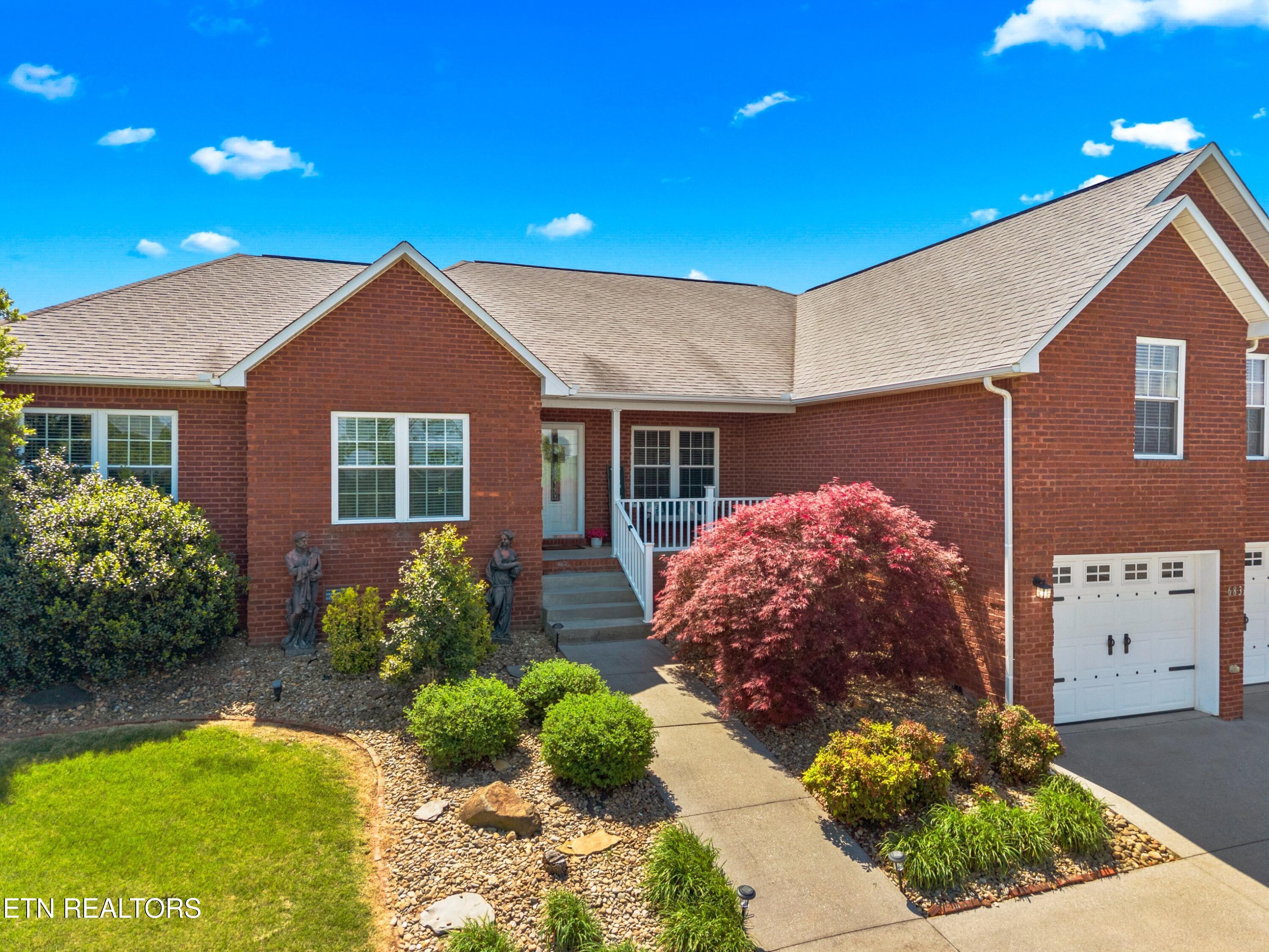 683 Privet Street Dandridge, TN 37725 - Photo 3 of 60 043-683PrivetDrive-Dandridge-TN-37725-SM