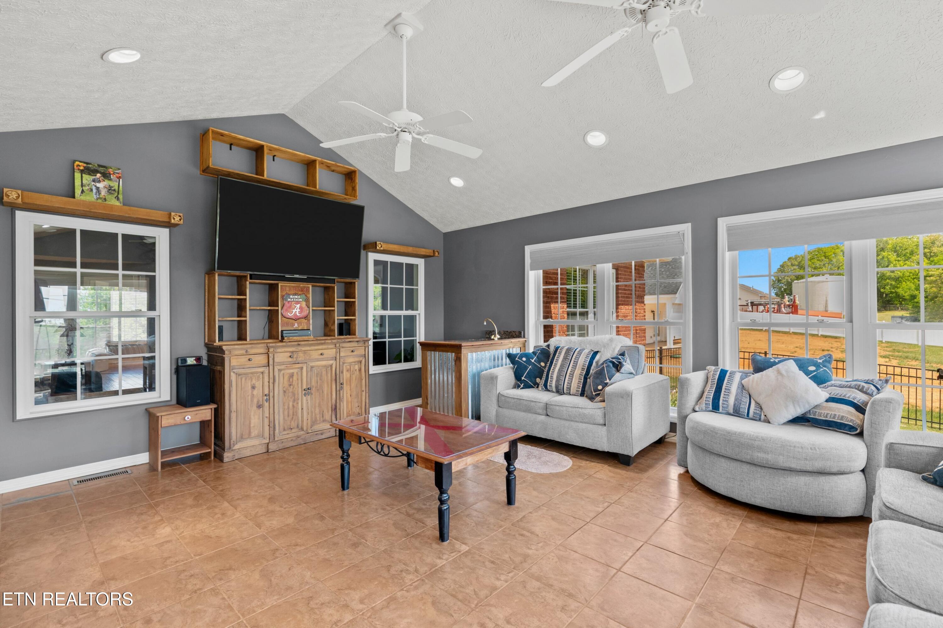 683 Privet Street Dandridge, TN 37725 - Photo 32 of 60 025-683PrivetDrive-Dandridge-TN-37725-SM