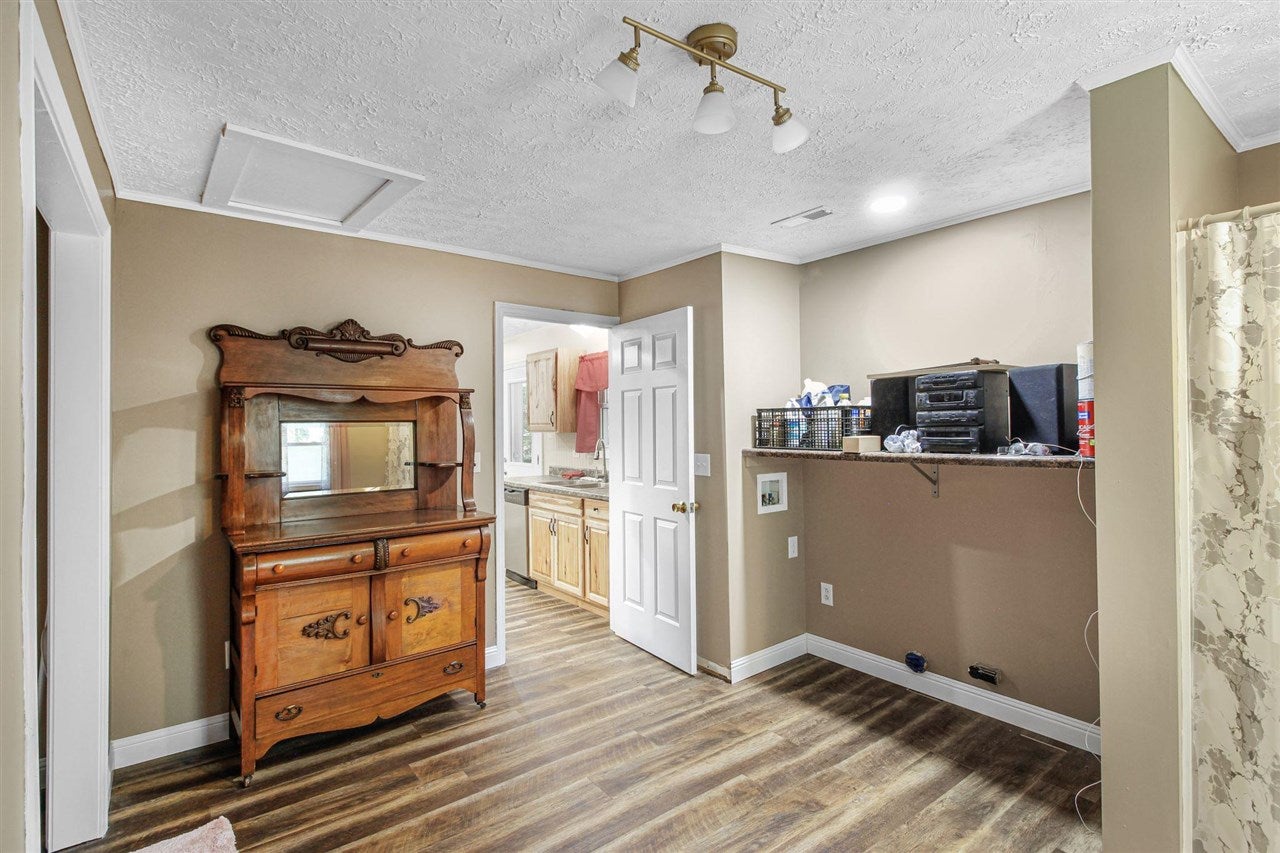 1285 Maxey Knob Road Canmer, KY 42722 - Photo 22 of 32 Gallery Image 22