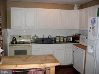 52 Quiet Road Levittown, PA 19057 - Photo 4 of 6 Gallery Image 4