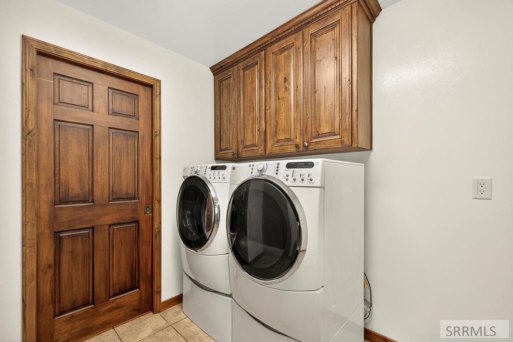 8640 South 500 West Victor, ID 83455 - Photo 24 of 74 Mudroom with Half Bath