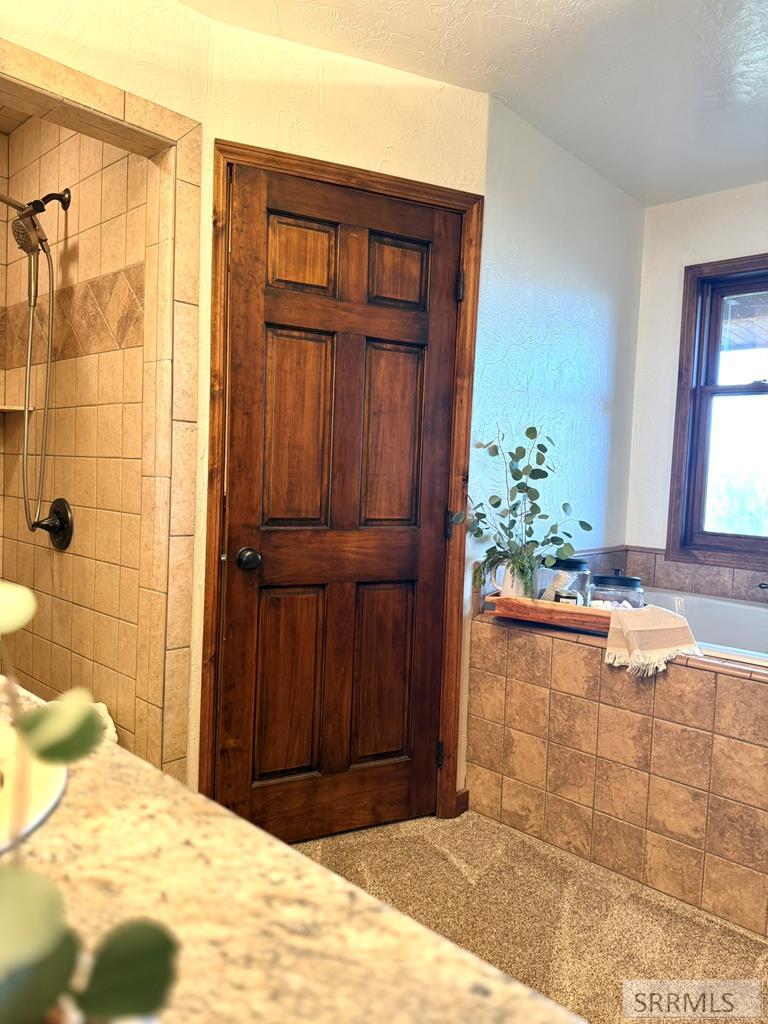 8640 South 500 West Victor, ID 83455 - Photo 39 of 74 Walk In Tiled Shower