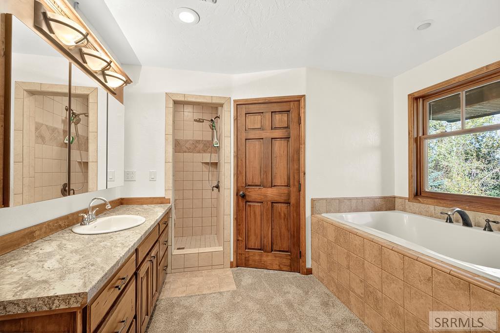 8640 South 500 West Victor, ID 83455 - Photo 41 of 74 Master Bathroom