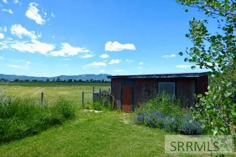 8640 South 500 West Victor, ID 83455 - Photo 69 of 74 Shed or Dog Run