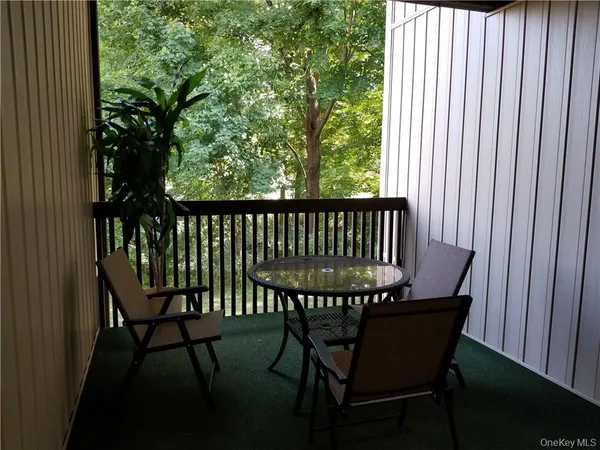 $439,000 | 15 F Essex Place, Unit F, Yorktown Heights, NY 10598