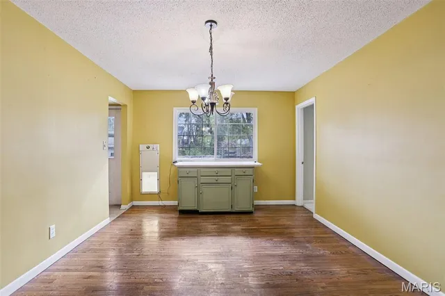 $500,000 | 512 Bryan Avenue, Kirkwood, MO 63122