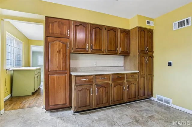 $500,000 | 512 Bryan Avenue, Kirkwood, MO 63122