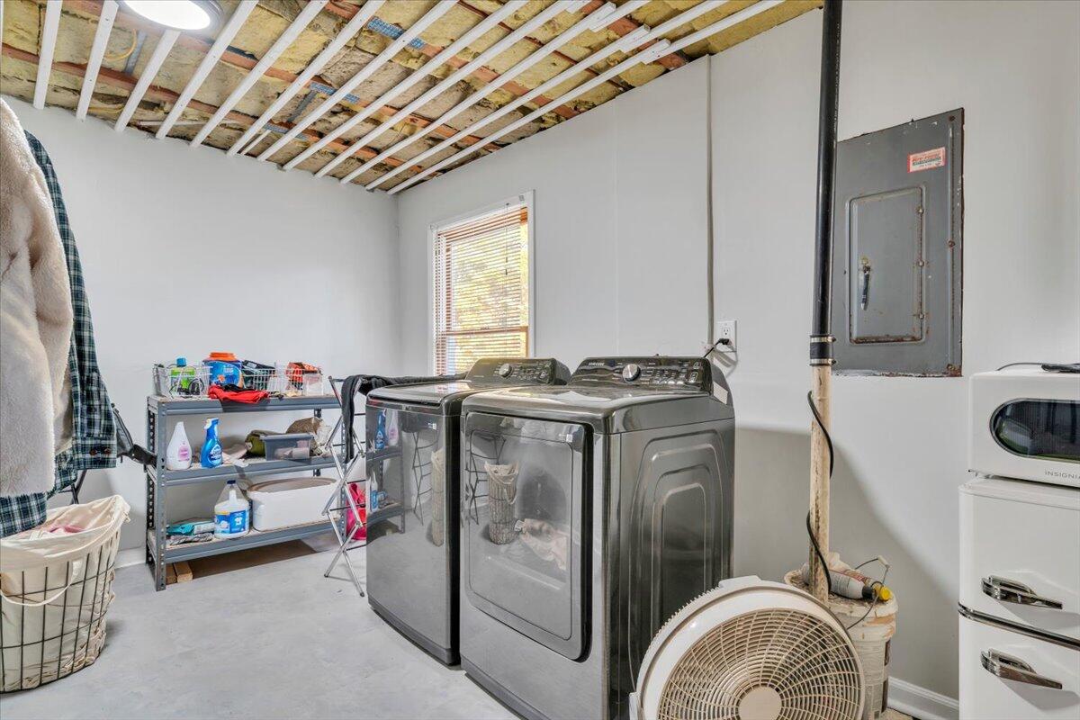 3234 Woodview Road Roanoke, VA 24018 - Photo 27 of 47 27-MIB06706