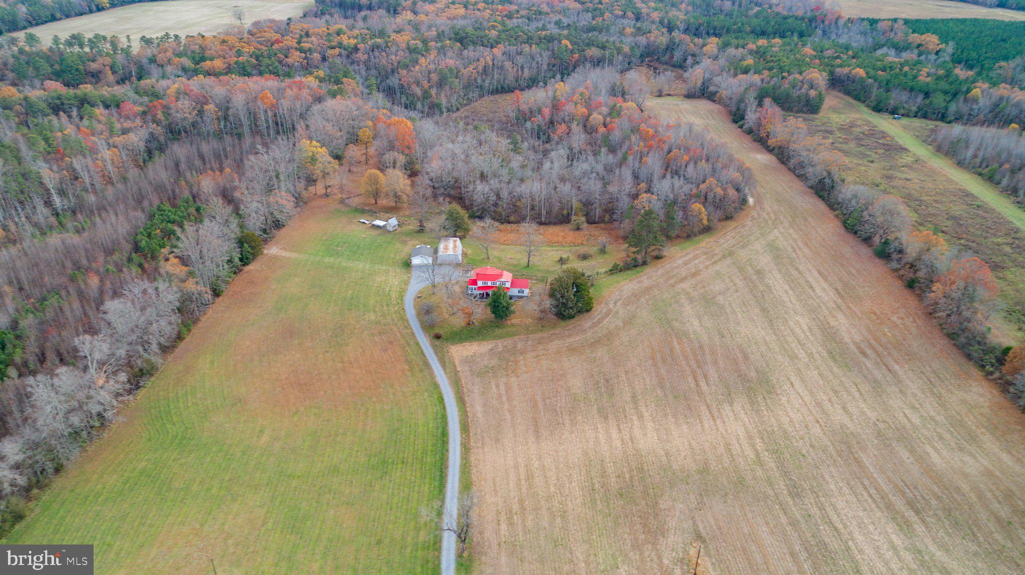 15411 Beverly Run Road Bowling Green, VA 22427 - Photo 2 of 59 Gallery Image 2