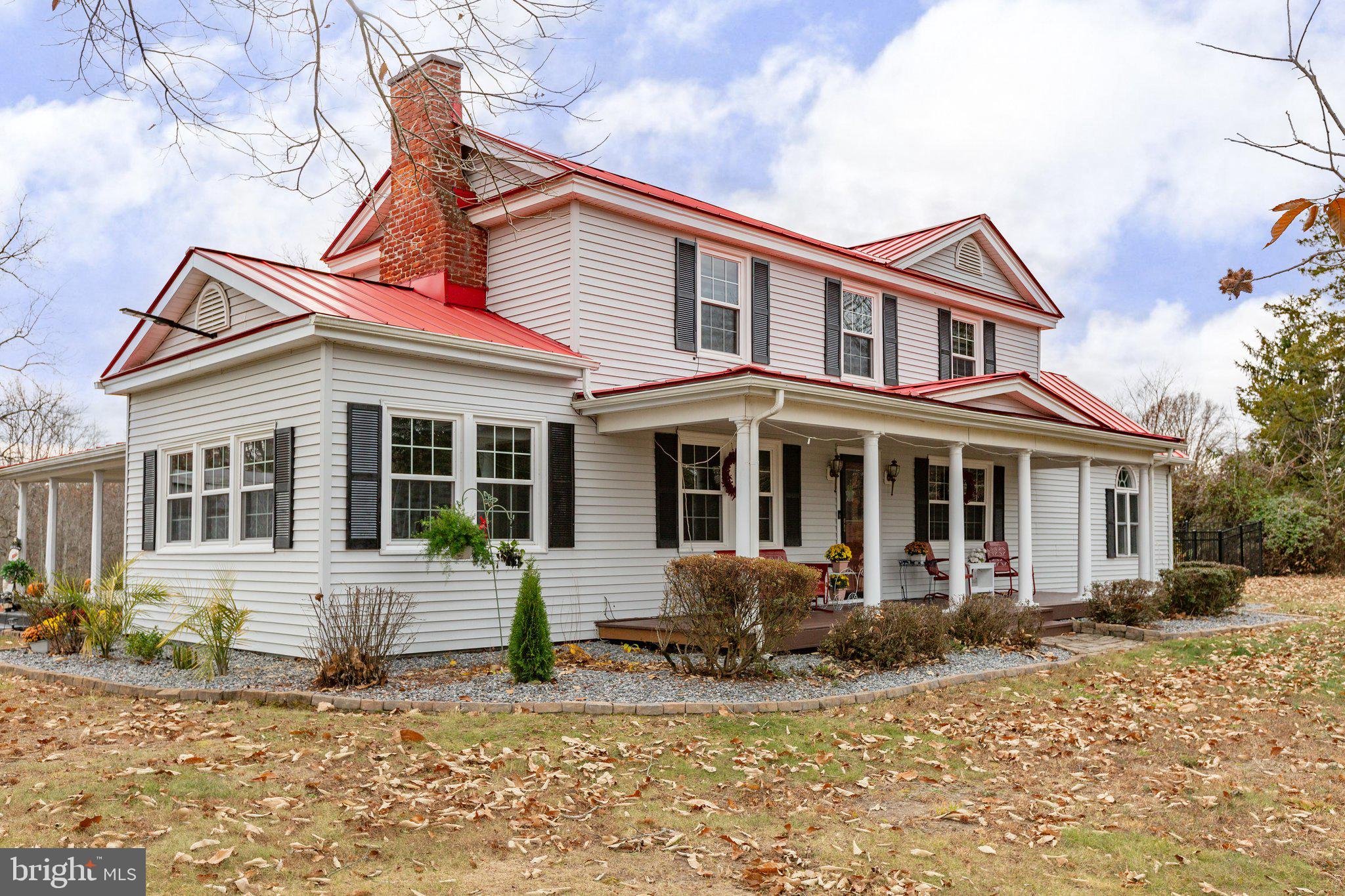 15411 Beverly Run Road Bowling Green, VA 22427 - Photo 4 of 59 Gallery Image 4