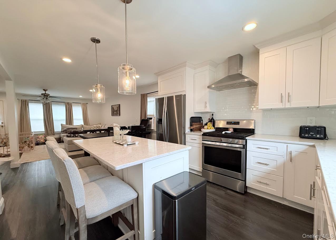 1016 Jefferson Avenue, Unit RIGHT Mamaroneck, NY 10543 - Photo 2 of 15