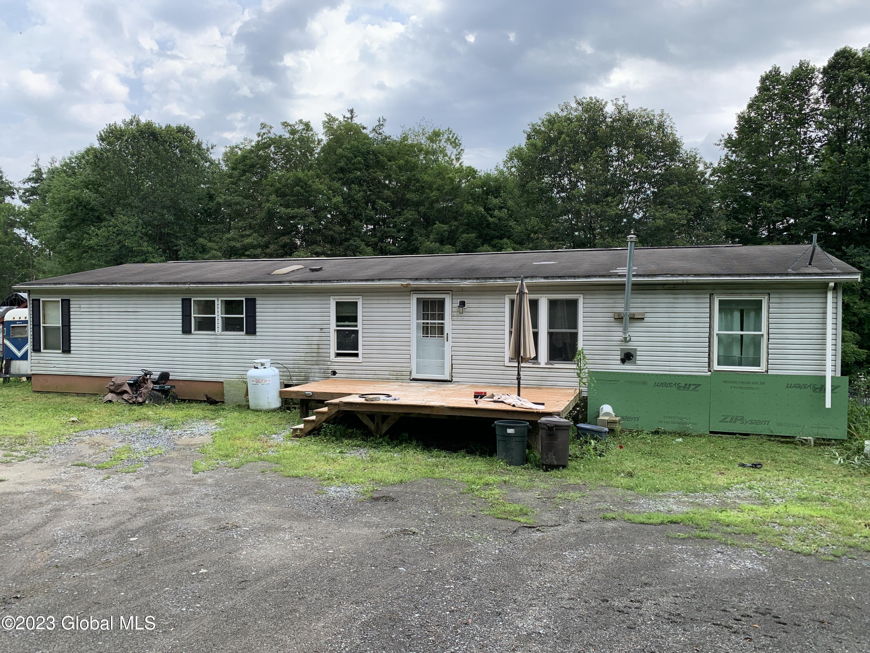 310 New Boston Road Hampton, NY 12837 - Photo 1 of 28 Front of home