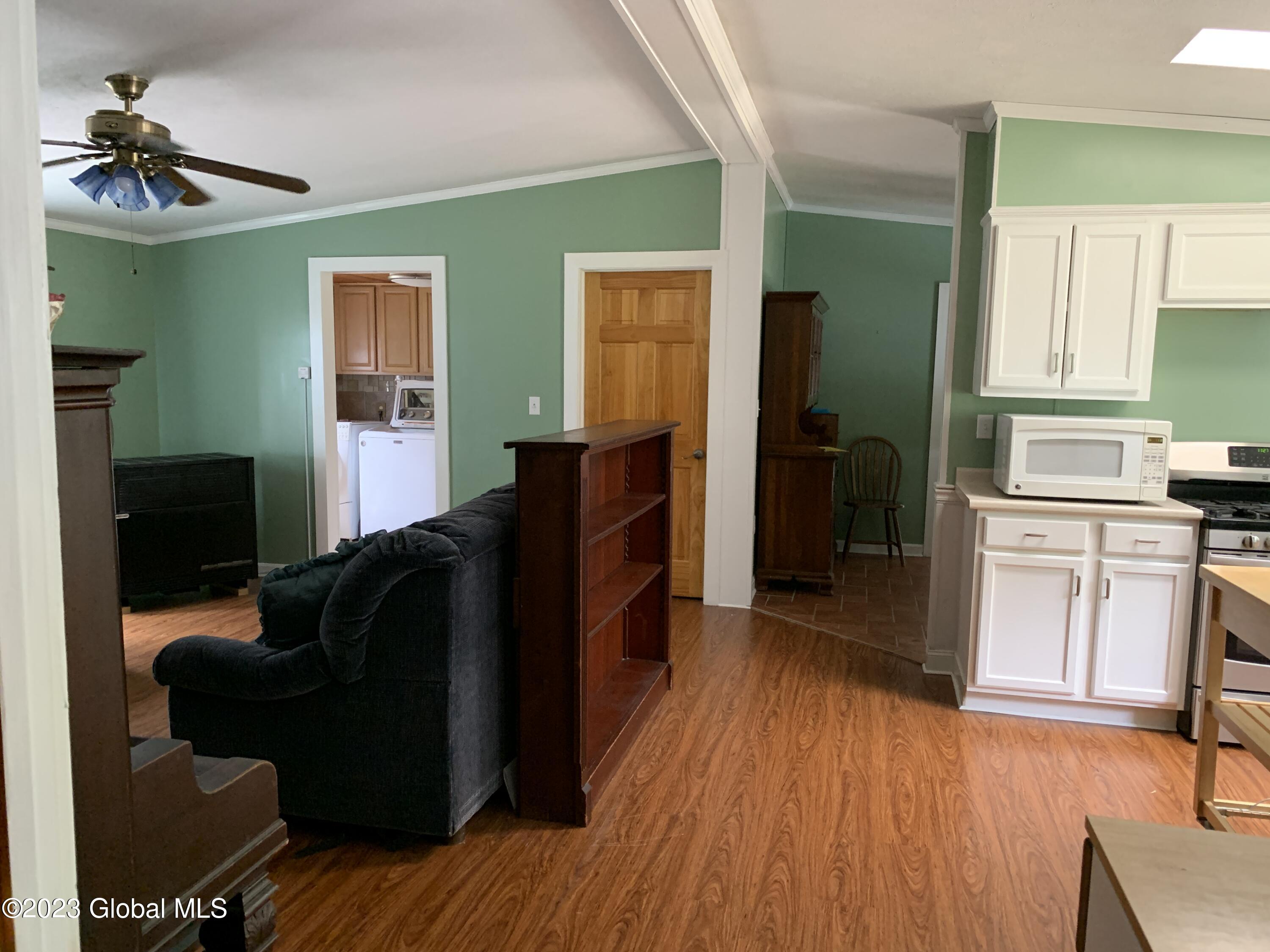 310 New Boston Road Hampton, NY 12837 - Photo 5 of 28 310 new boston den area