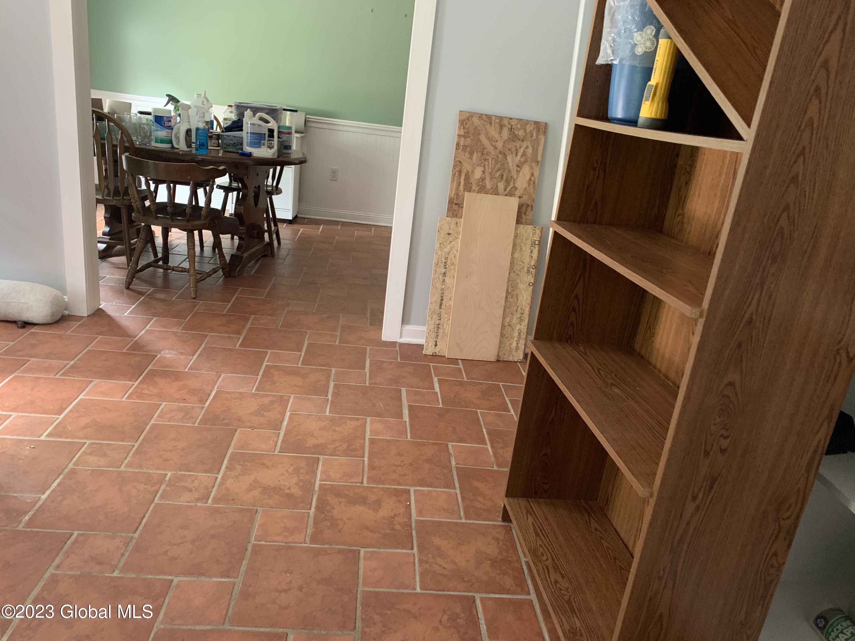 310 New Boston Road Hampton, NY 12837 - Photo 9 of 28 310 new boston living to dining