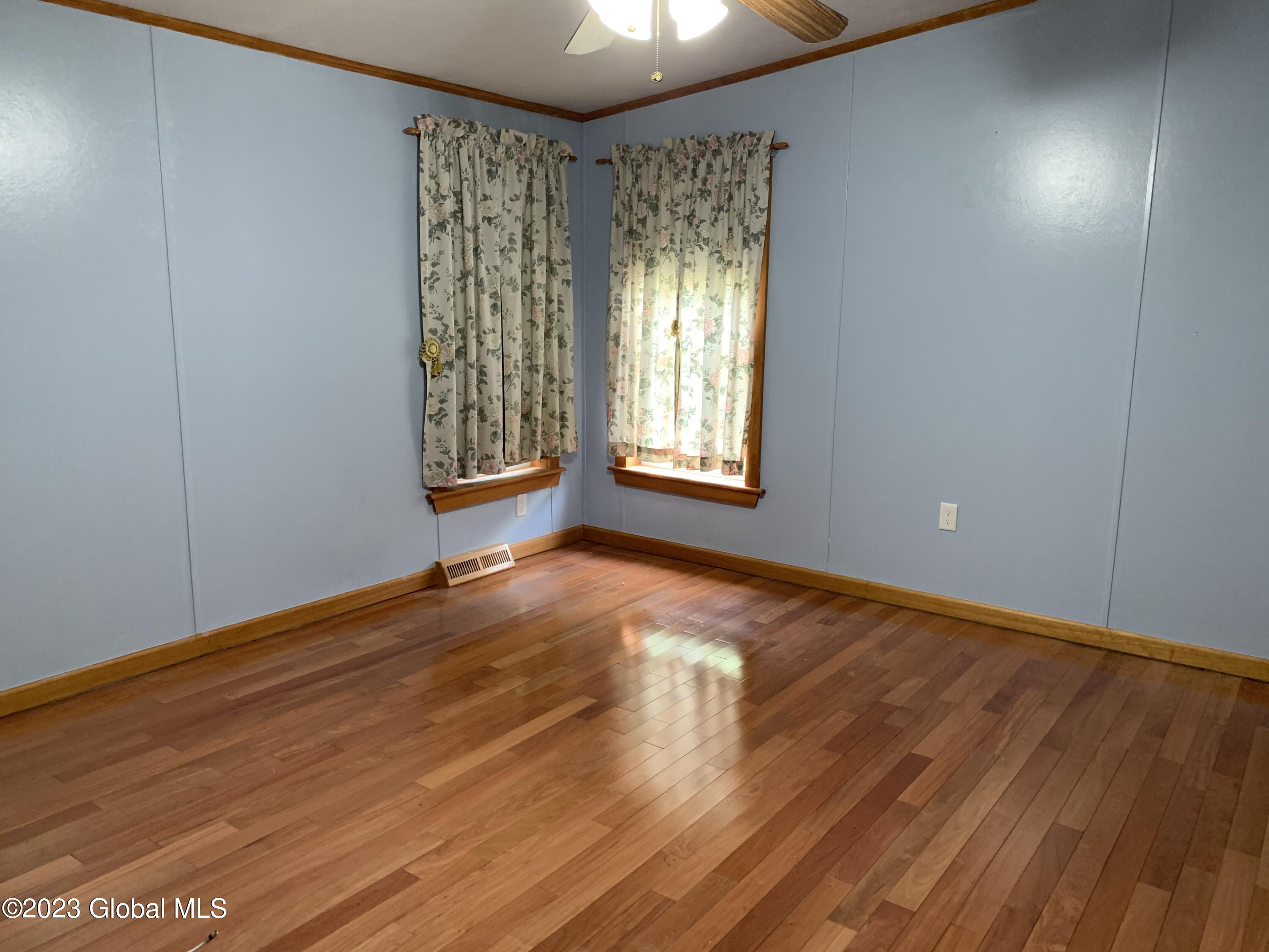 310 New Boston Road Hampton, NY 12837 - Photo 10 of 28 310 new boston bed 1