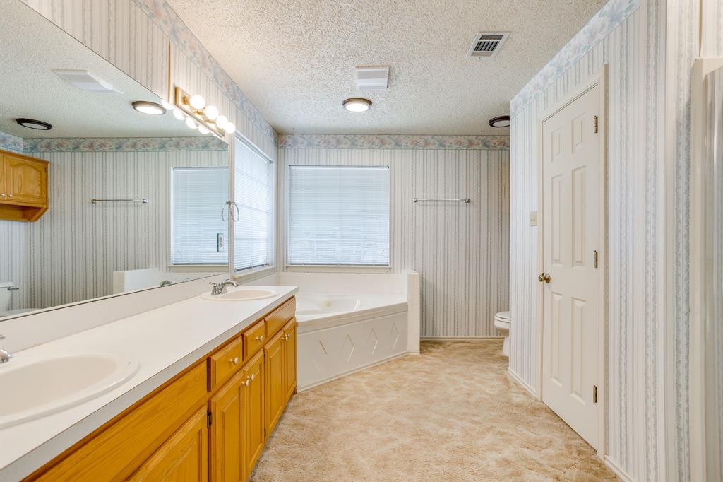 22011 Pebble Drive Whitney, TX 76692 - Photo 29 of 40