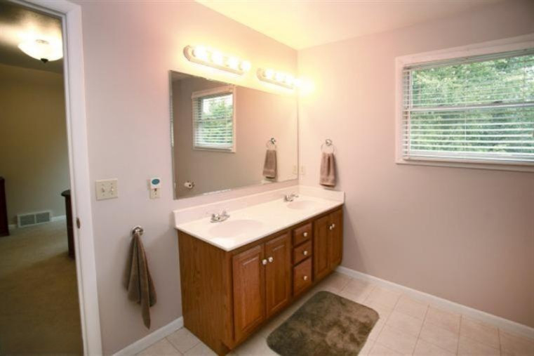 1011 Stafford Road Kalamazoo, MI 49006 - Photo 16 of 24 Additional Photo