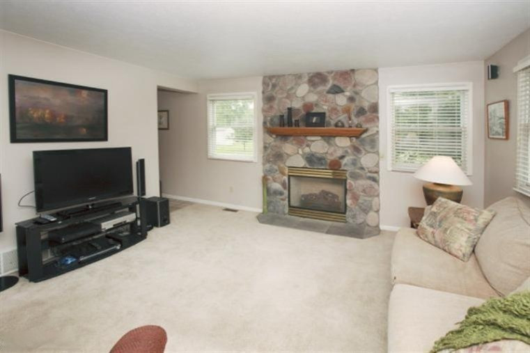 1011 Stafford Road Kalamazoo, MI 49006 - Photo 4 of 24 Additional Photo