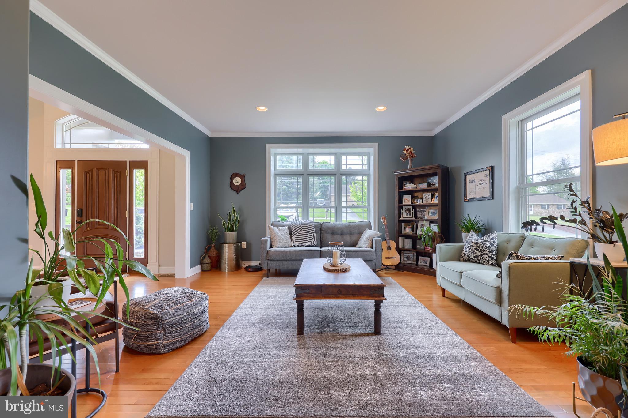 5 Snyder Hill Road Lititz, PA 17543 - Photo 16 of 87 Living Room