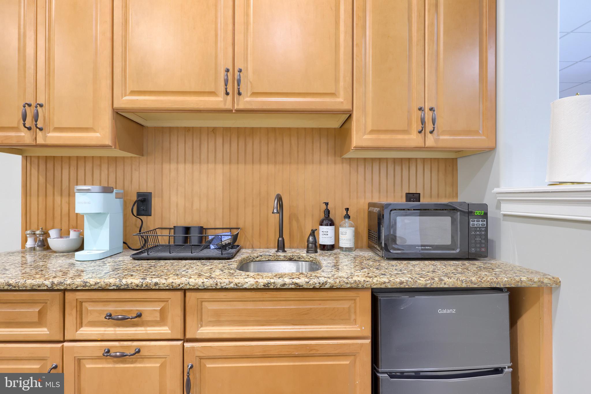 5 Snyder Hill Road Lititz, PA 17543 - Photo 69 of 87 Kitchenette in Lower level