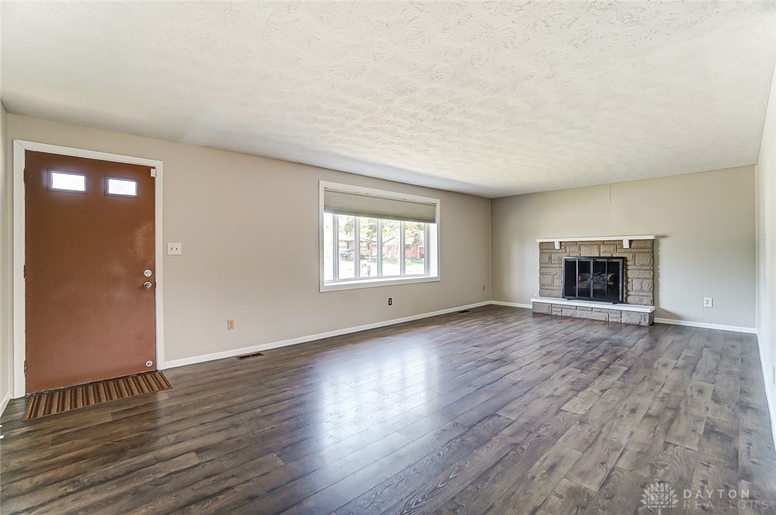 5304 West Ridgewood Road Springfield, OH 45503 - Photo 6 of 59
