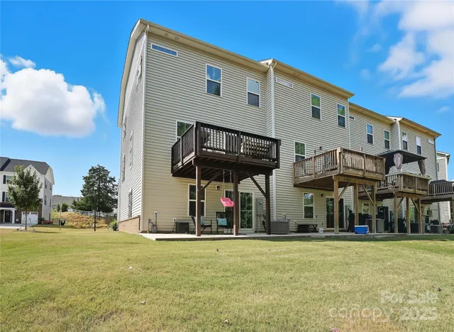 $414,000 | 2637 Grantham Place Drive, Fort Mill, SC 29715