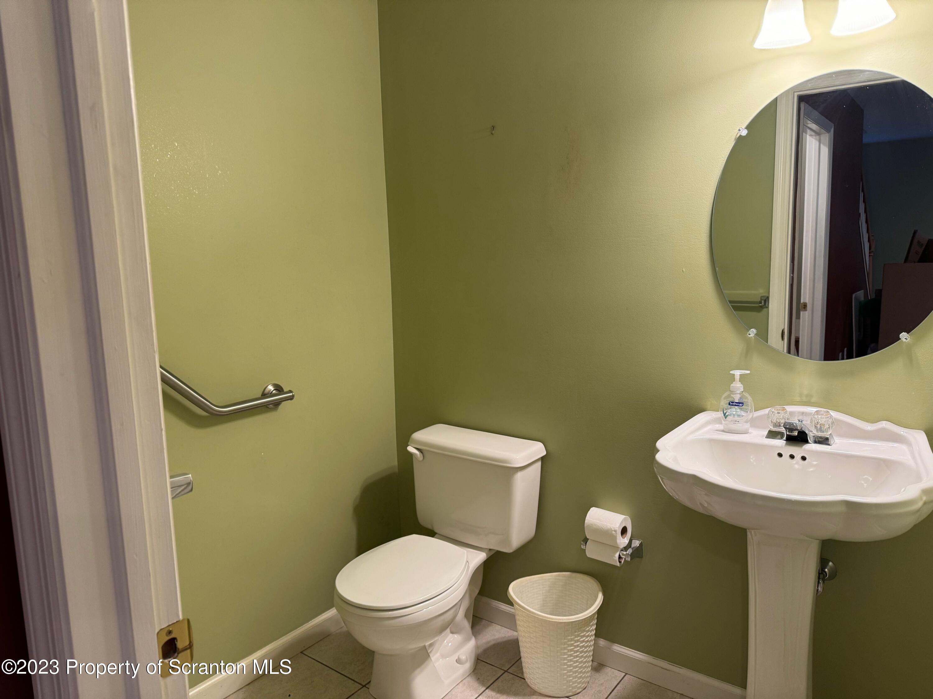 16 Waterford Road Clarks Summit, PA 18411 - Photo 8 of 14 Gallery Image 8