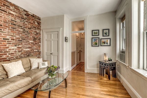 21 Temple Street, Unit 8 Boston, MA 02114 - Photo 7 of 14