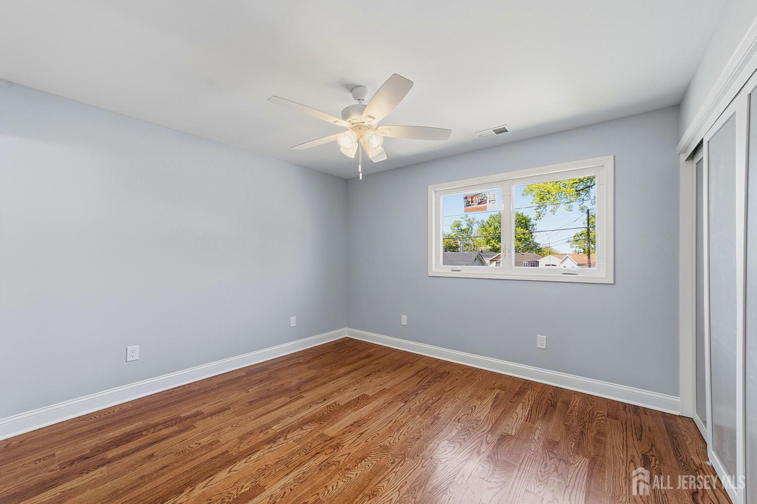 270 Alpine Way Old Bridge, NJ 08879 - Photo 19 of 36