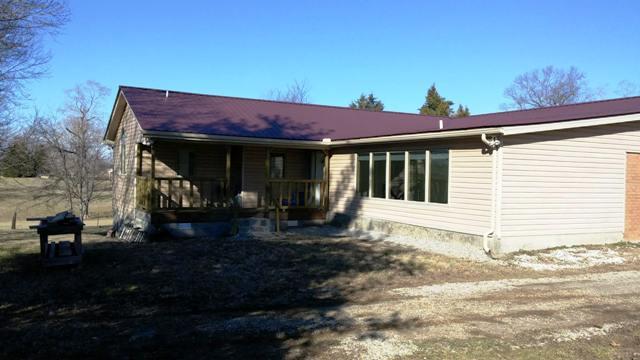 1077 Rock Church Road Dickson, TN 37055 - Photo 13 of 17 Gallery Image 13