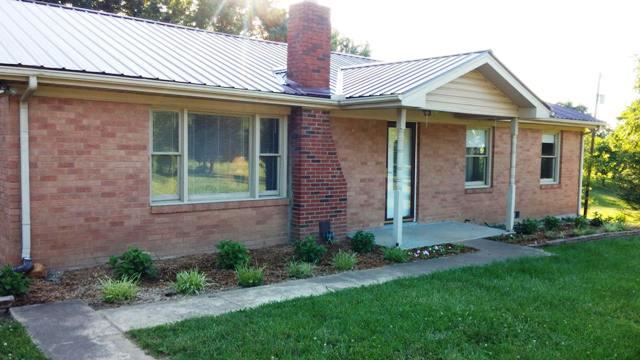 1077 Rock Church Road Dickson, TN 37055 - Photo 5 of 17 Gallery Image 5