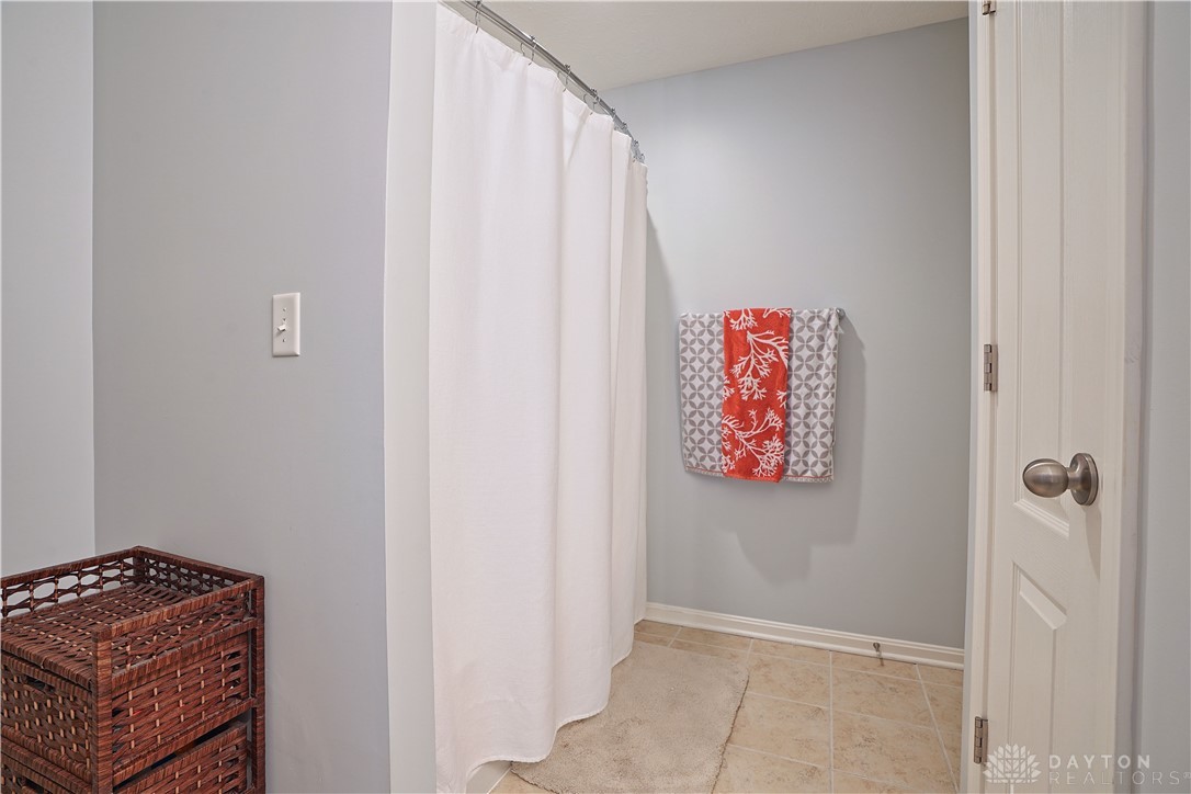 4266 Straight Arrow Road, Unit 4266 Beavercreek, OH 45430 - Photo 18 of 27