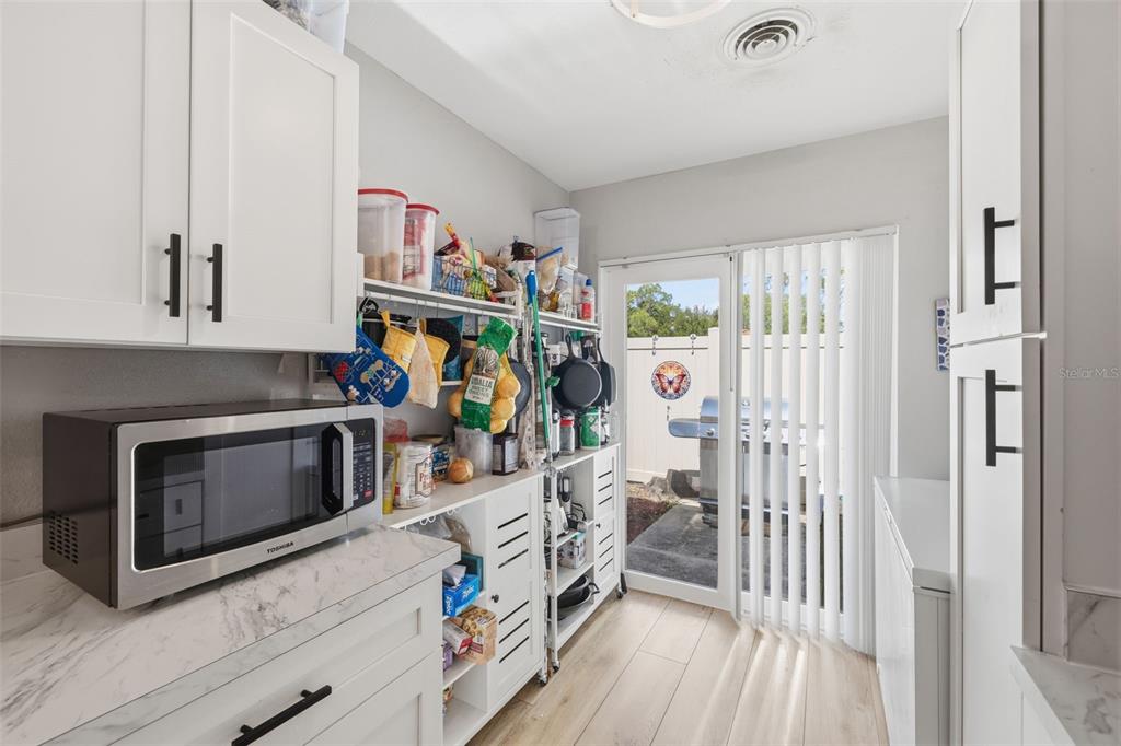 2074 Sunset Point Road, Unit 136 Clearwater, FL 33765 - Photo 12 of 29