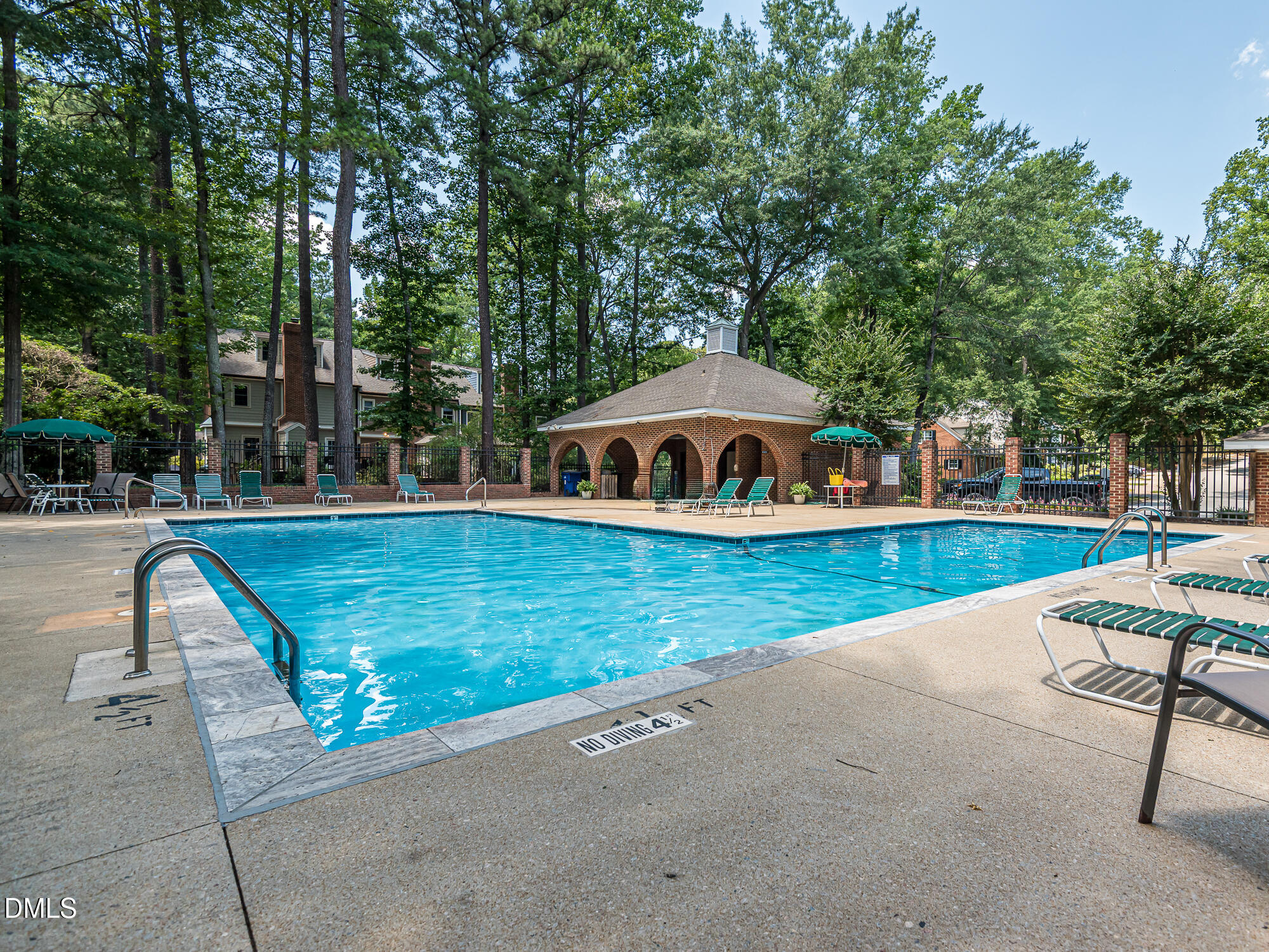 722 Weathergreen Drive Raleigh, NC 27615 - Photo 6 of 42 InTrust_Realty_Caroline_722_Weathergreen