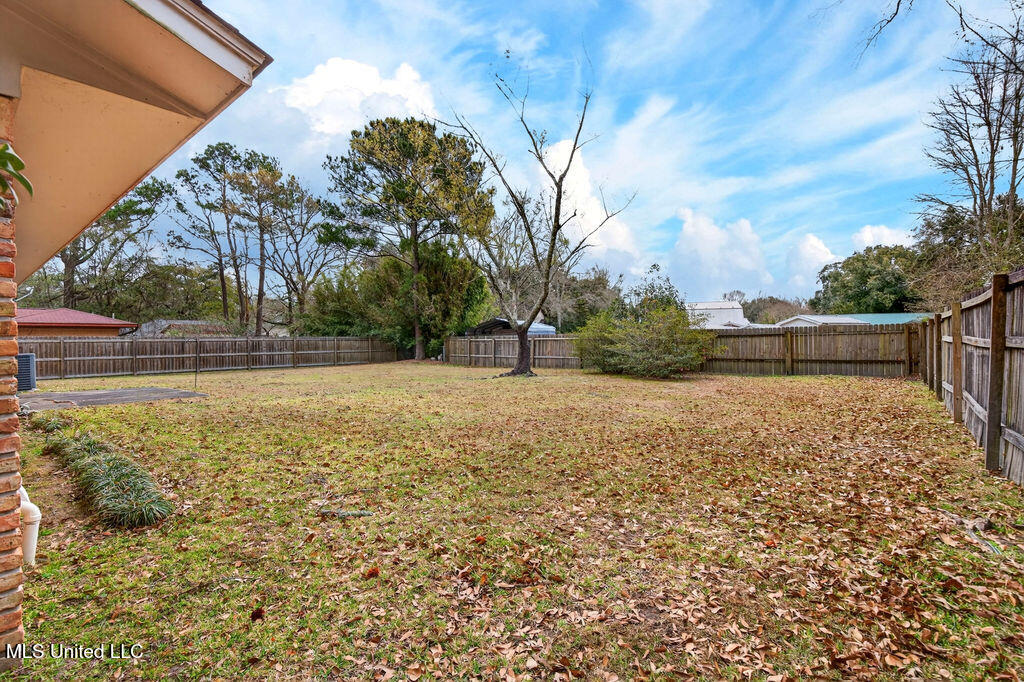 3861 Riverpine Drive Moss Point, MS 39563 - Photo 23 of 27 3861RiverpineDr-27