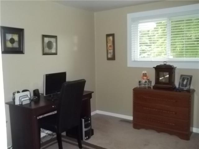 1303 Buffalo Road Hohenwald, TN 38462 - Photo 11 of 18 Office