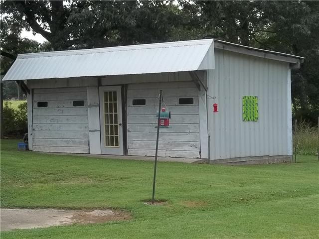 1303 Buffalo Road Hohenwald, TN 38462 - Photo 3 of 18 Detached 2 car garage